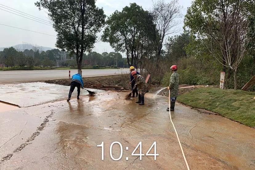 敬業福，送給新春堅守崗位的人文人！